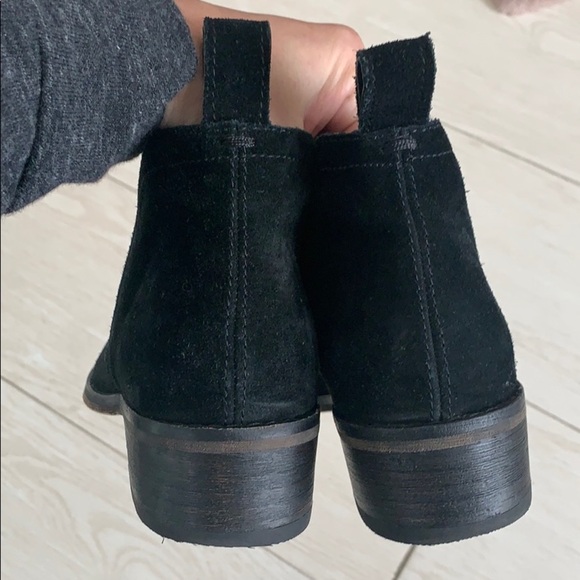 Dolce Vita suede Tessey booties - Picture 6 of 6